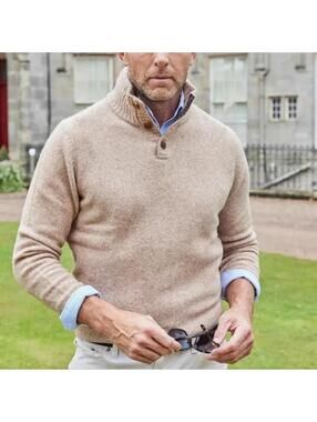 Collars & Co. NWT Balmoral Three Button Wool-Blend Sweater - Size Medium
